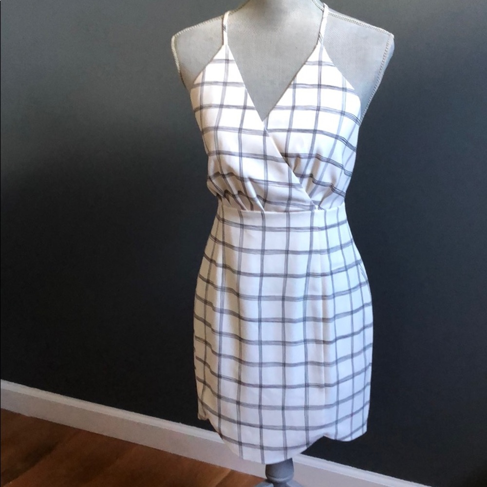 Women dress